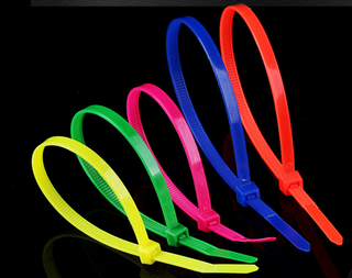 Fascetta fermacavi in ​​nylon colorato autobloccante 94V-2 UL